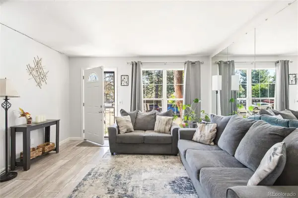 8805 W Floyd AVE, Lakewood, CO 80227