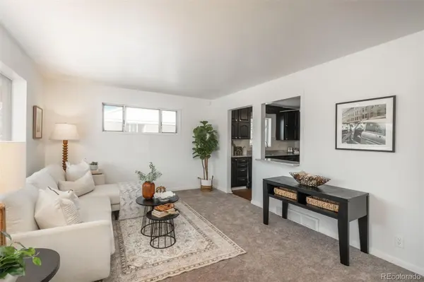 7220 Avrum DR, Denver, CO 80221