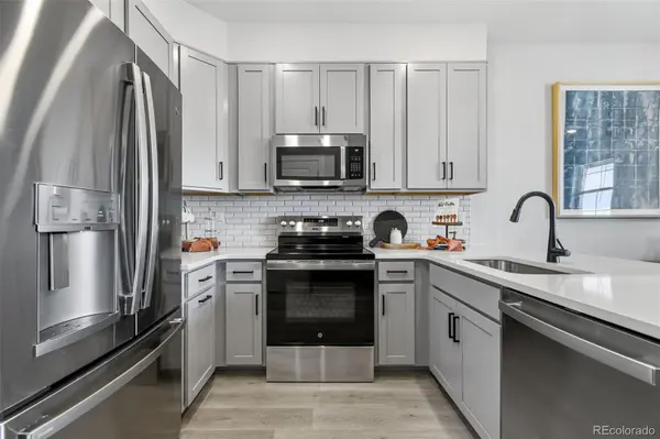 17205 W 91st LN, Arvada, CO 80007