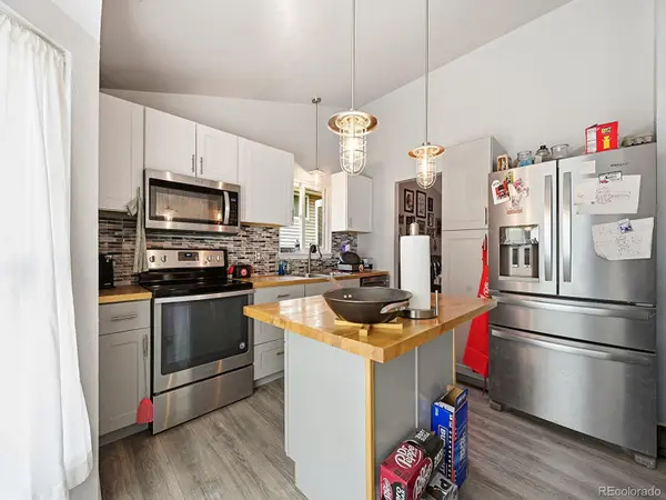 7649 W Frost DR, Littleton, CO 80128