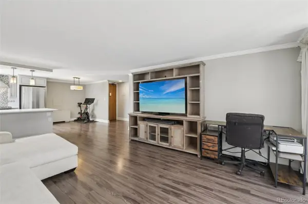 1155 N Ash ST #302, Denver, CO 80220