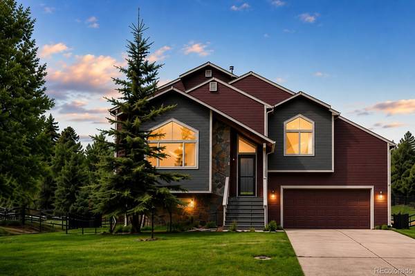 481 Black Bear TRL,  Woodland Park,  CO 80863