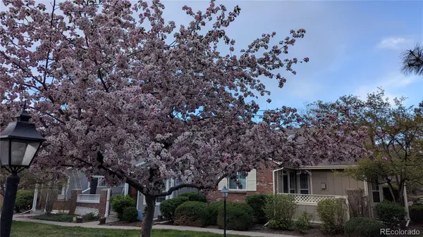 3004 W Long DR #A, Littleton, CO 80120