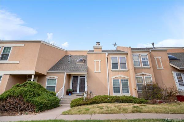 2925 S Vaughn WAY, Aurora, CO 80014