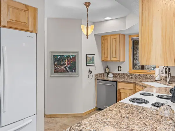 880 Crabapple LN, Estes Park, CO 80517