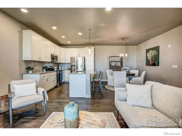 410 High Point DR #102, Longmont, CO 80504
