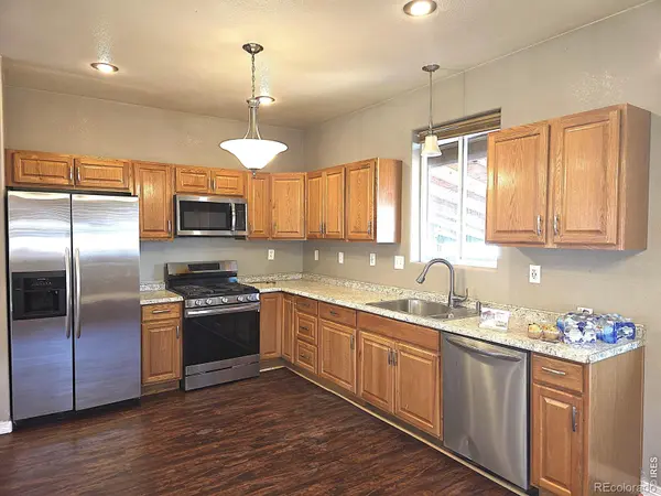 410 12th ST, Greeley, CO 80631