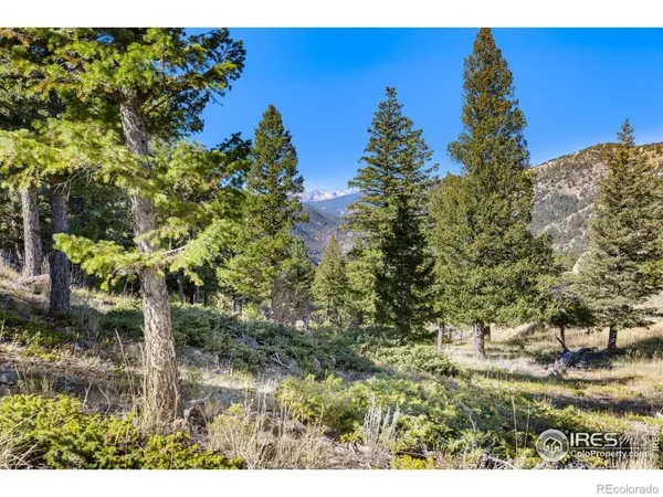 323 Roxbury DR, Boulder, CO 80302