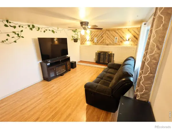 507 W 11th ST, Loveland, CO 80537