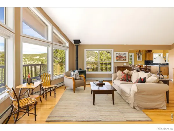 149 Rockledge CIR, Lyons, CO 80540