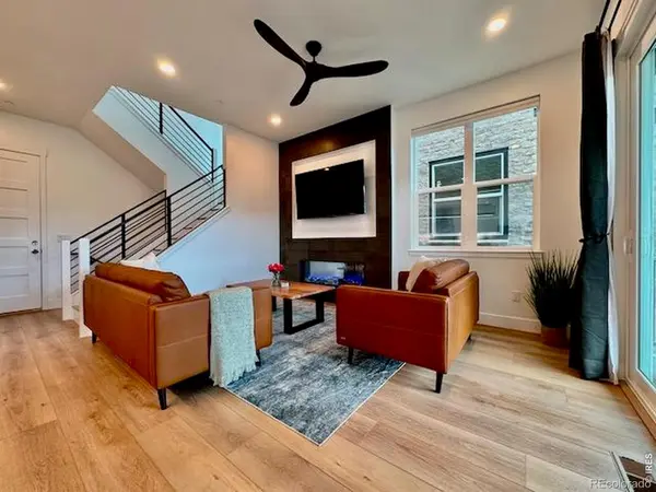 561 Canary LN, Superior, CO 80027