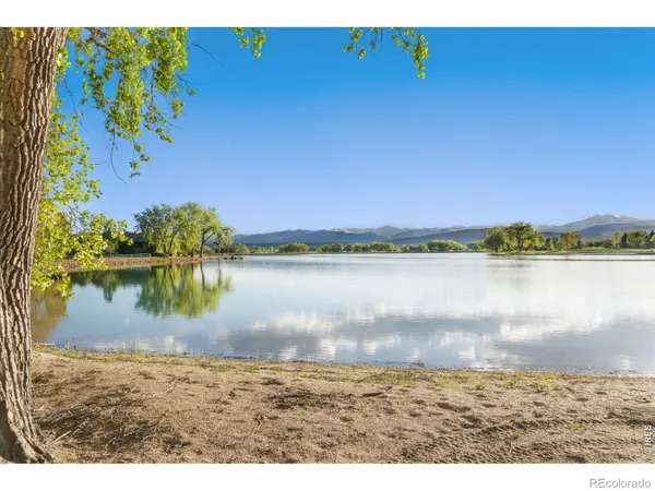 9715 Meadow Ridge LN, Longmont, CO 80504