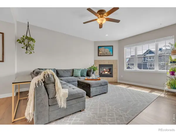 2276 Watersong CIR, Longmont, CO 80504