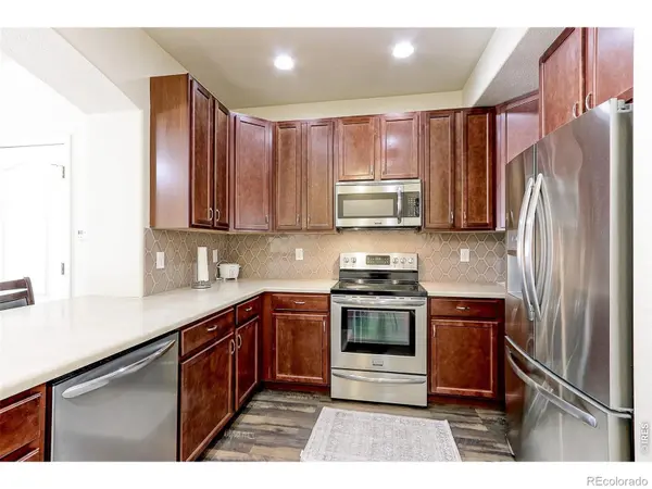 9721 Dahlia LN, Thornton, CO 80229