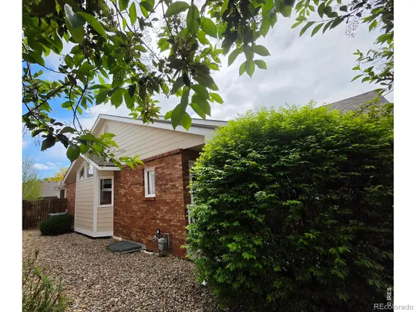 1526 Tulip CT, Longmont, CO 80501