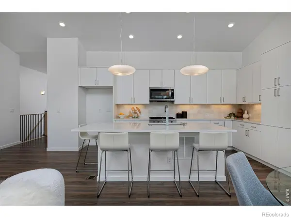 729 Kubat LN #A, Longmont, CO 80503