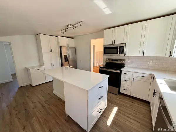 425 Dillingham AVE, Mead, CO 80542