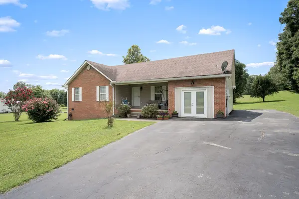 868 Bates Rd, Lebanon, TN 37087