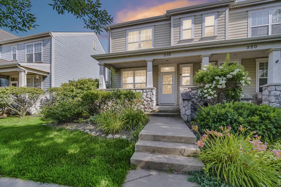 318 Village SQ, Burns Harbor, IN 46304