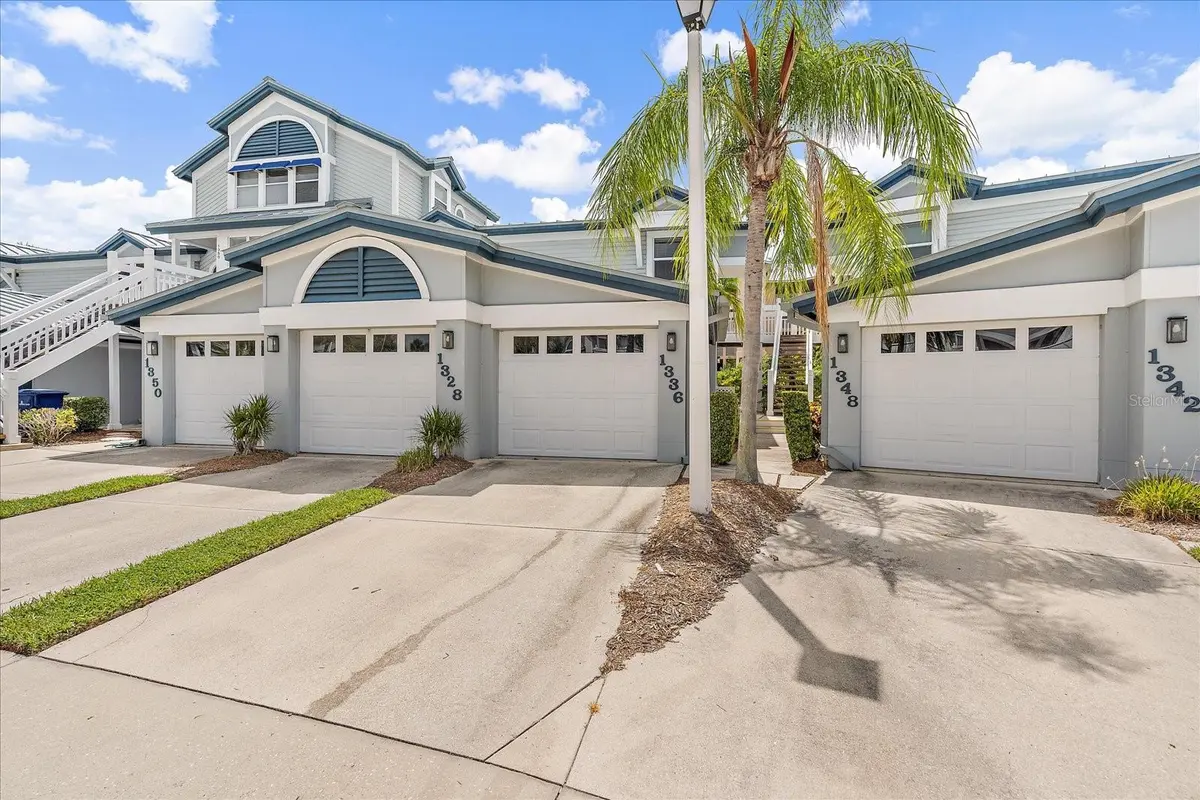 1336 SIESTA BAYSIDE DR #1336-C, Sarasota, FL 34242