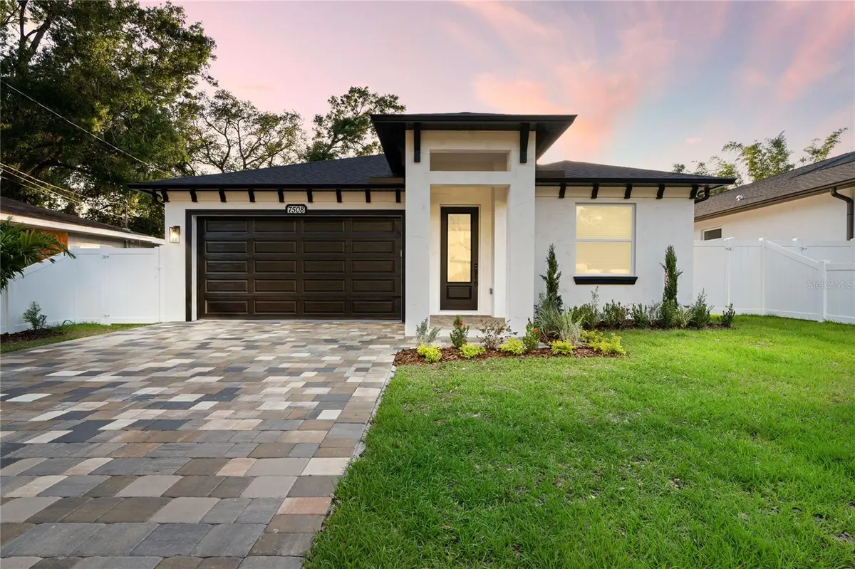 7508 N DARTMOUTH AVE, Tampa, FL 33604