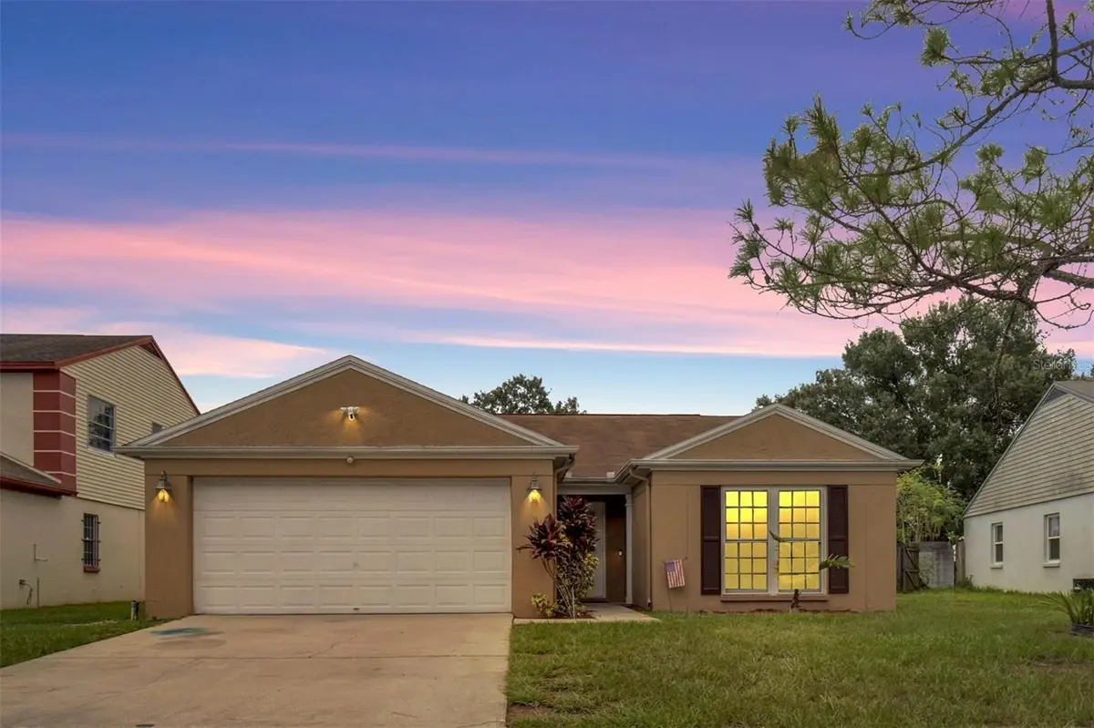8343 PADDLEWHEEL ST, Tampa, FL 33637