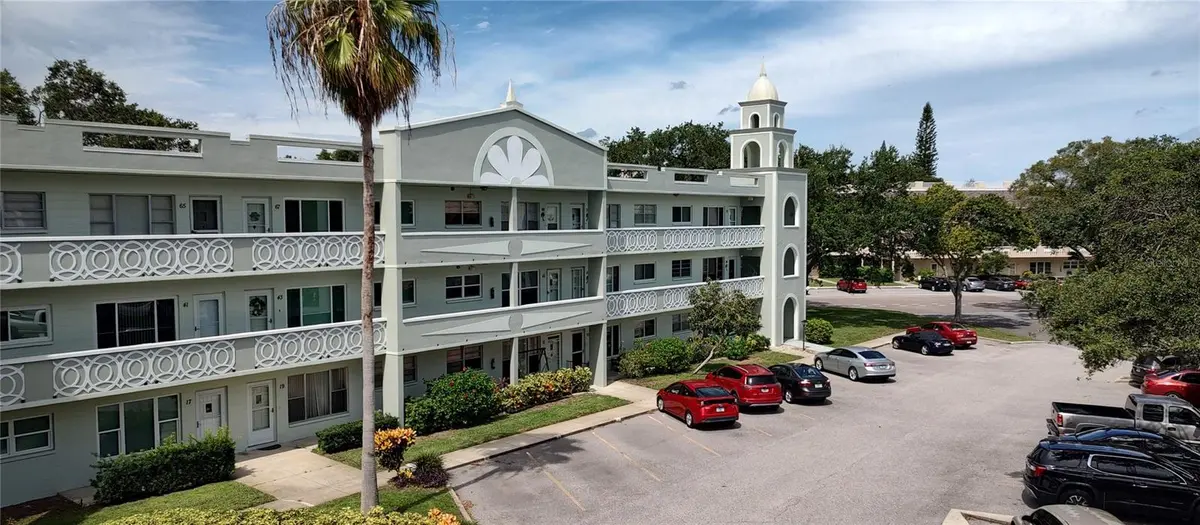 2257 WORLD PARKWAY BLVD W #73, Clearwater, FL 33763