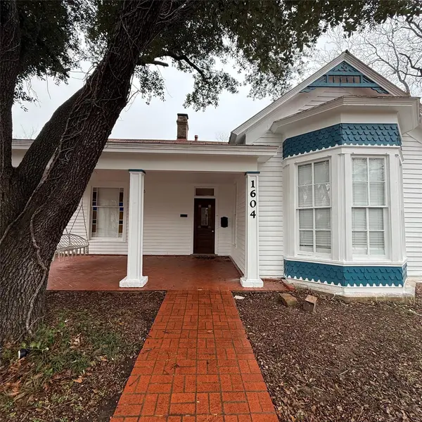 1604 S Austin Ave, Georgetown, TX 78626