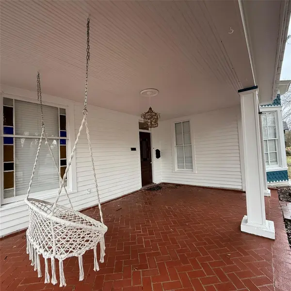 1604 S Austin Ave, Georgetown, TX 78626