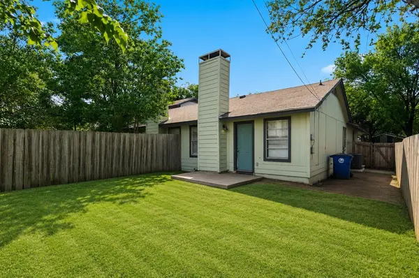 2412 Burleson CT #B, Austin, TX 78741