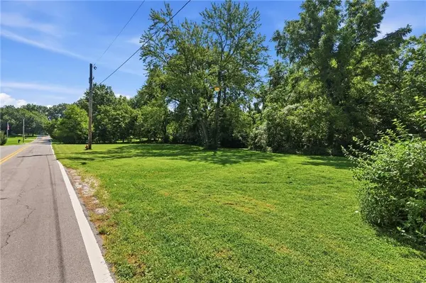 13409 & 13411 Kemper AVE, Independence, MO 64050