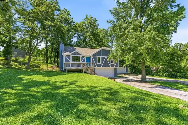 4211 Leavenworth RD, Kansas City, KS 66104
