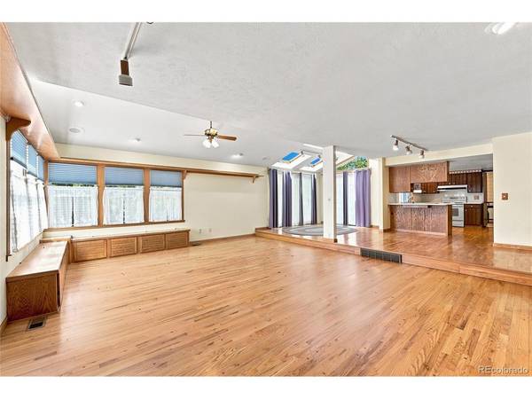 1460 S Macon, Aurora, CO 80012