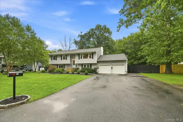 21 Dennis RD, Wappingers Falls, NY 12590