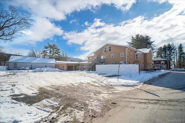 90 Sullivan ST #2, Wurtsboro, NY 12790