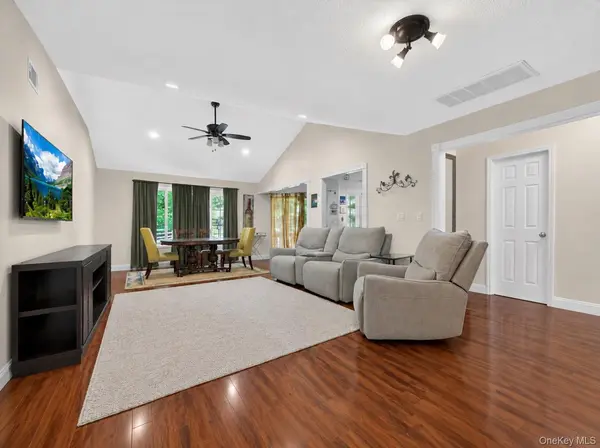 198 Eagle Ridge WAY, Nanuet, NY 10954