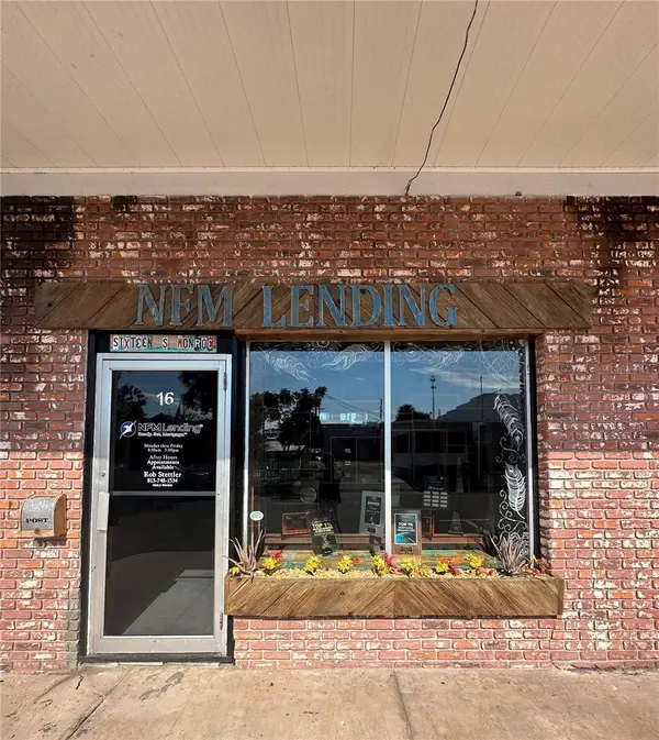 16 S MONROE AVE, Arcadia, FL 34266