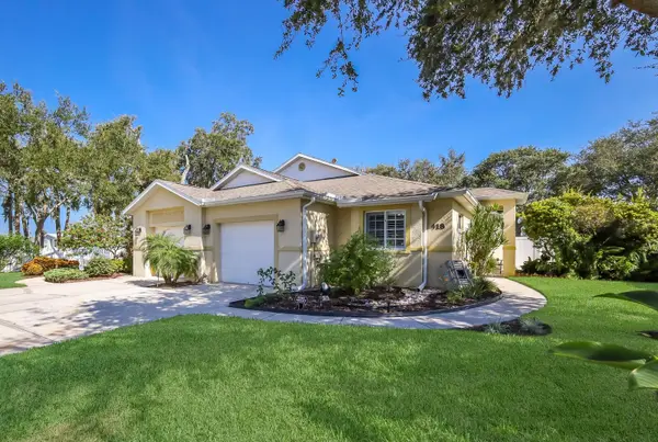 418 28TH ST W, Palmetto, FL 34221