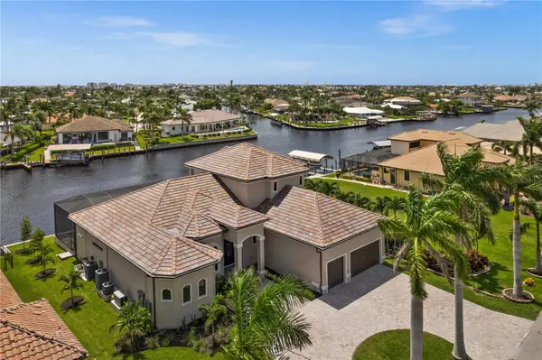 5049 SORRENTO CT, Cape Coral, FL 33904