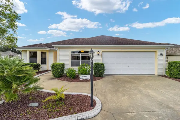 1502 LAVACA LN, The Villages, FL 32159