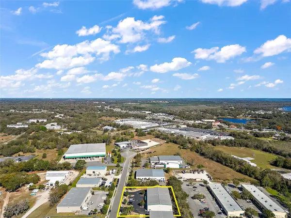 1811 GREENLEAF LN, Leesburg, FL 34748