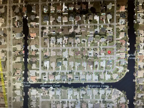 206 SW 44TH TER, Cape Coral, FL 33914