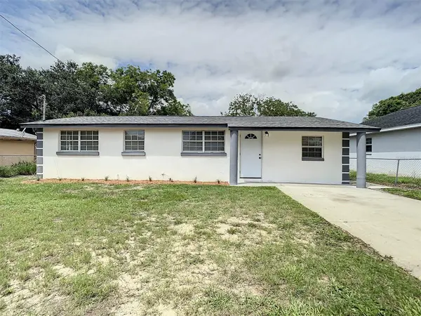 380 AVENUE B, Waverly, FL 33877