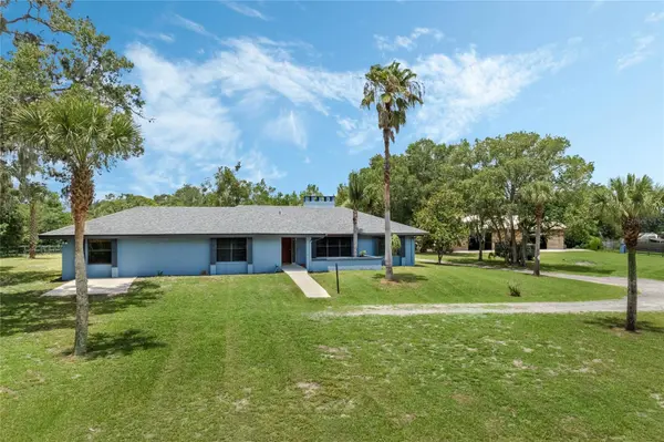 1560 S PEARL ST, Deland, FL 32720