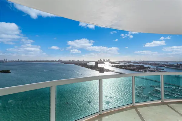 1800 N BAYSHORE DR #3901, Miami, FL 33132