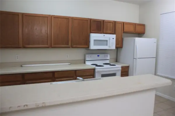 2468 TEMPLE GROVE LN, Kissimmee, FL 34741