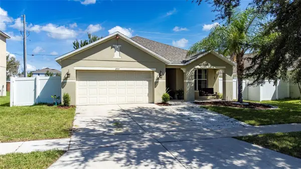 2755 BARCLAY LN, Kissimmee, FL 34743