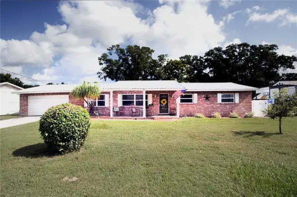 911 FAIRLANE DR, Lakeland, FL 33809