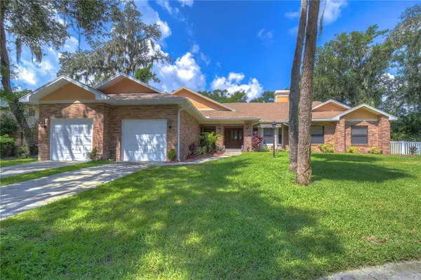 2103 HERNDON ST, Dover, FL 33527