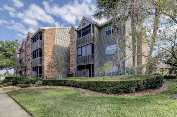 2500 WINDING CREEK BLVD #E107, Clearwater, FL 33761